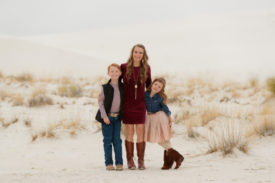 Outdoor family portrait session in El Paso Texas